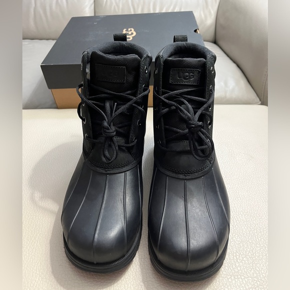 NWB - UGG Men's Gatson Mid Lace Up Boots - EU 43/US 10 - Picture 2 of 13